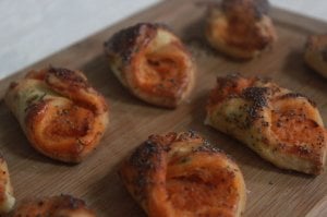 İçi Tuzlu Patatesli garnitürlü (on sipariş ile)