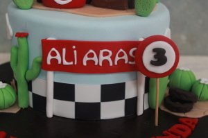 Arabalar Ve Ben