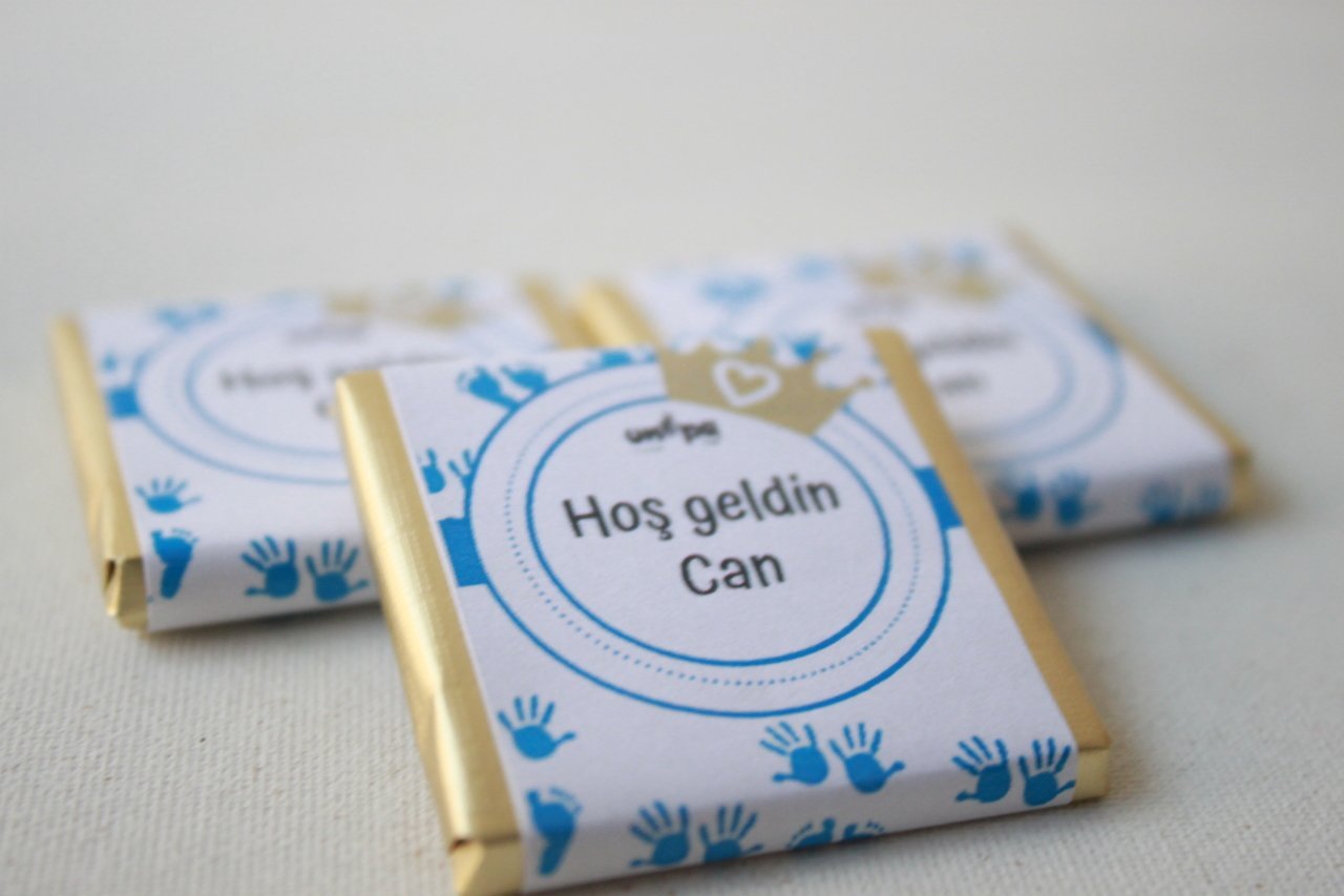 Sargılı Erkek Bebek Çikolata-İsimli