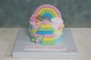 Popit Gökkuşağı 10 kişilik - Badem Krokanlı Çikolatalı