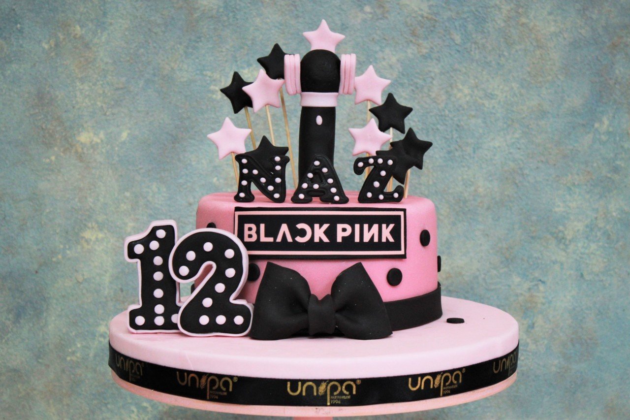 Black Pink Pasta