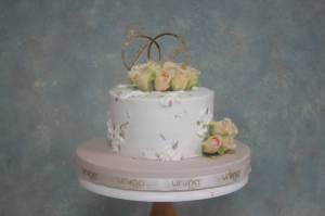 Naked Cake
