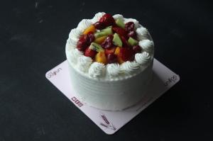 Meyveli Glutensiz Pasta