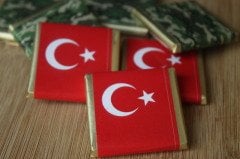 Sargılı Çikolata-Türk Bayraklı